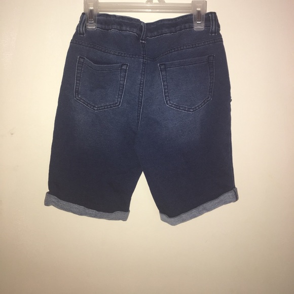 Girls, 10-12 Cat & Jack, Bermuda shorts. - Picture 2 of 3